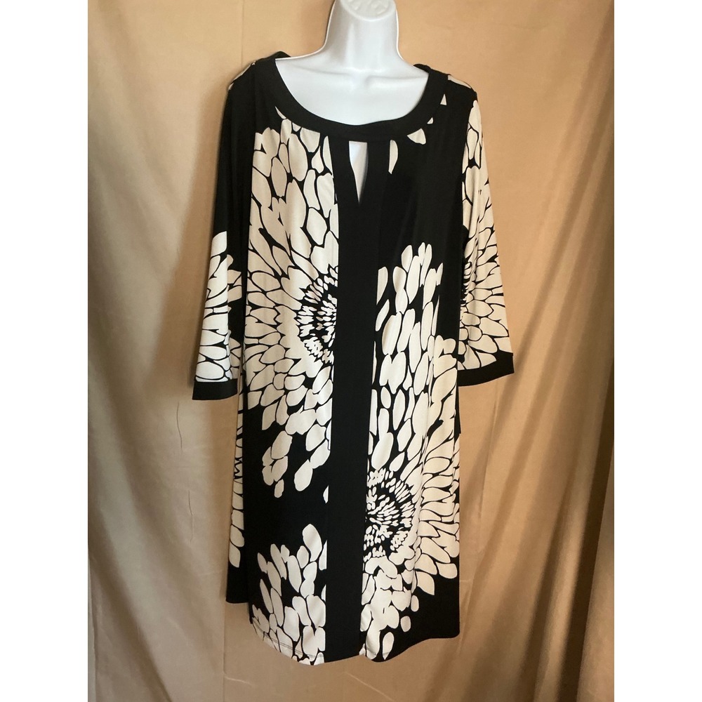 Sandra Darren Shift Dress Women 16 Black White Floral Keyhole 3/4 Sleeve